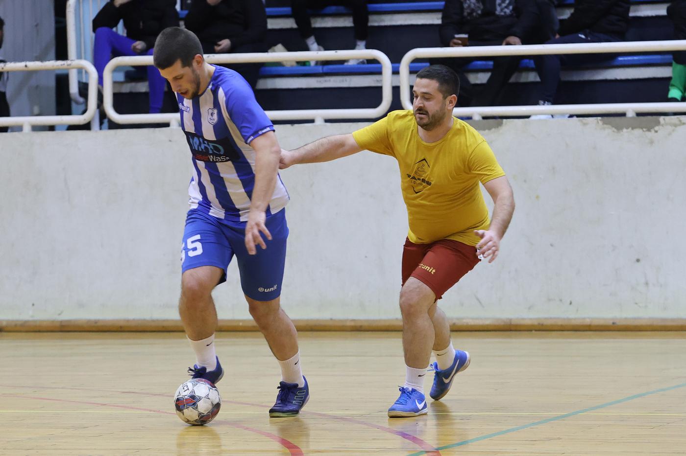 1620_2.jpg 1620_2.jpg